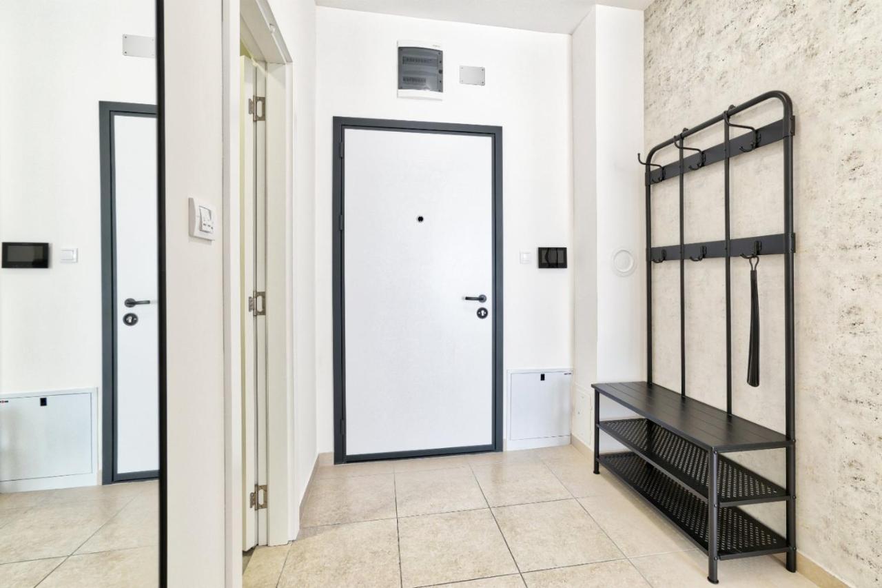 Goldenboy Apartments, บันยาลูกา ภายนอก รูปภาพ